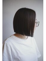 チルバイヘアーガーデンミルクティ(Chillbyhairgardenmilktea)&nbsp;切りっぱなしボブ