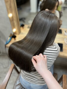 リエンス(RIENS) 【RIENS】美髪整形トリートメント×馬越麗奈『髪質改善』