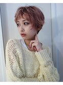 ショートレイヤーピクシーカットハイトーンベージュペールピンク