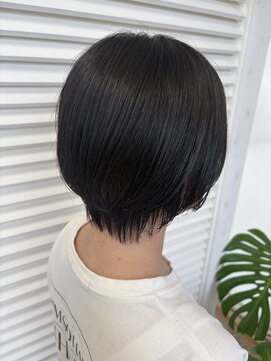 ビーエリアイング(BE AREA ＋ing) ショートボブ