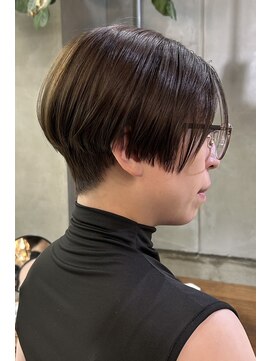 ザ デイ(THE DAY) センターパートショート