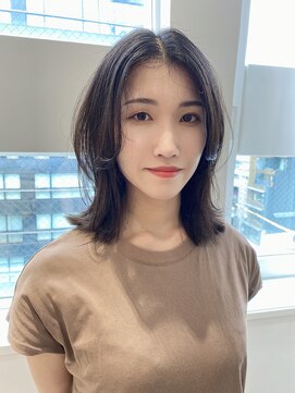 ピエスプリヴェ(PIECE PRIVE) ミディアムレイヤーカット