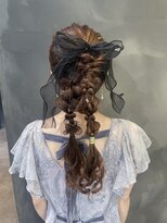 クレオヘアフィーカ(CLEO hair fika)&nbsp;ツインポニーテールアレンジ