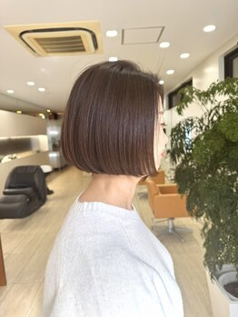 ディーコ(IDEEK)の写真/【ヴィラロドラ取扱店】大人女性の髪に優しいイタリア製のオーガニック薬剤で、上品で艶やかな仕上がりに◎