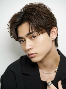 ルーシー 川越(LUCEY) センターパートフェザーパーマシャドウパーマメンズパーマ