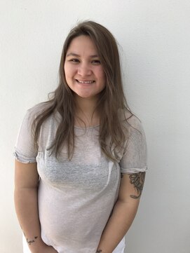 ロテヘアーネイル(rote hair nail) レイヤーカット