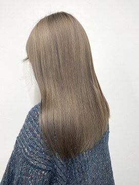 エスアイ(S.i) くすみベージュ［五条駅/京都駅/七条駅/四条駅/烏丸駅］