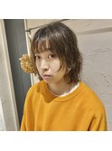 顔まわりを短くしたショートウルフ風パーマ