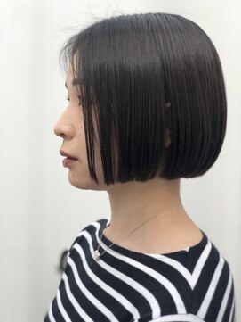 ドロップ(drop) 大人のシンプルなミニボブ