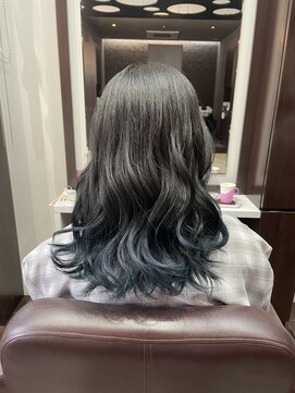 ラボア(La'BOA) 裾カラー×ネイビー