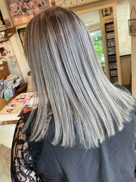 ヘア メイク ココ(hair make coco) ブリーチ★ホワイトCOLOR♪♪♪