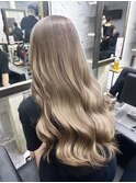 ダブルカラーミルクティーベージュレイヤーカット韓国ヘア