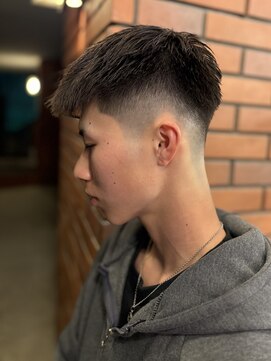 エイトメン 博多店(EIGHT MEN) クロップ