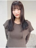 ロングレイヤー 艶髪ロング アッシュグレー 髪質改善 縮毛矯正
