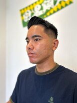 キングコング バーバーショップ バイ アルバレス(KING KONG BARBERSHOP by ALVAREZ)&nbsp;サイドパート/メンズカット/スキンフェード/所沢市/小手指/入間