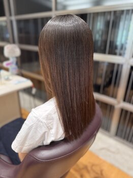 リップルクォート(LIPPUL QOT)の写真/髪のダメージを徹底ケア！髪質改善に特化したサロンだからこそできる、こだわりの薬剤を使用。