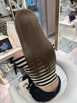 ロンドルピナス 小倉(Lond Lupinus) ミディアムヘア暗めカラー/デザインカラー/フェイスフレーミング