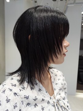 テクネ 天神大名(techne) 天神大名ウルフカットウルフレイヤーくびれヘア今泉