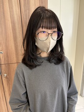 ガリカ 博多(Gallica) <ゲスト>抜け感ミディアムレイヤー、大人可愛いグレージュカラー