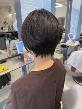 ビスチェ(Vische) 大人ショートヘア