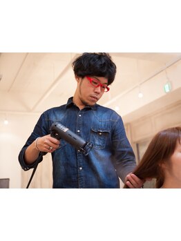 お洒落な店内でゆったりと寛げる癒し空間で時を忘れホッと一息♪ヘアのお悩みをstylistがじっくりお伺い♪