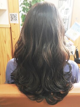 ララテラス(LaLa Terrace) ～LaLa Terrace流～アッシュグレージュ×無造作外はねロング