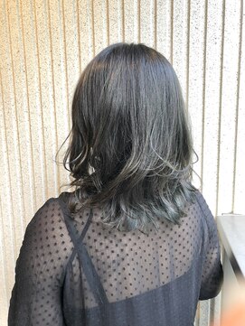 エイトタマプラ たまプラーザ店(EIGHT tamapla) カーキ系カラー