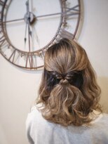ヘアセットサロン ミント(Hair set salon MINT)&nbsp;ウェーブハーフアップ