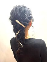 およばれヘアアレンジ　結婚式　人気のあみおろし