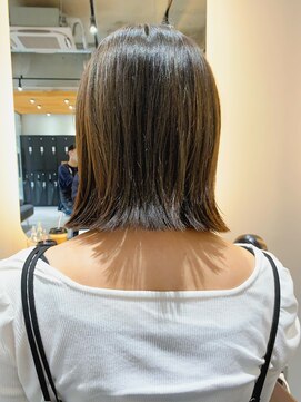 サロンドミルク 新百合ヶ丘店(salon de MiLK) 《五月女　お客様スタイル》ラインにこだわりもってます。