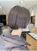 ミニボブ×シルバーグレージュ