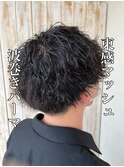 20代30代メンズ波巻きパーマ束感トラッドオシャレ感ショート