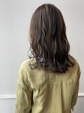 ハグヴィアン(HUG BIEN) ハイライト、アッシュベージュ