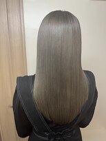 艶さらハイトーン グレージュ