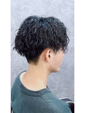 ライズ 新小岩店(RISE) ツイストスパイラル縦落ちパーマメンズカット