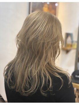 ワン エイティー ディグリース 恵比寿(180°One Eighty Degrees.) 海外ヘア／外国人風ヘア／ハイライト／ブリーチ