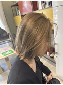 ニュアンスボブ×ベージュ