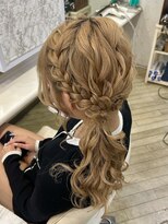 ヘアーカスタム(Hair Custom)&nbsp;サイドポニー