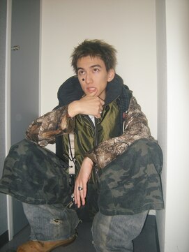 レコ 渋谷(LECO) CORTIS スパイキーメンズショート