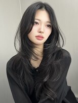 イキ 表参道(iki omotesando)&nbsp;レイヤーカット/バレイヤージュ/ブリーチ/髪質改善[表参道駅]