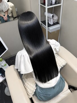 ウル プラス シア(ulu + sia) もう髪で悩まない。自分の髪が好きになる髪質改善【髪質改善】