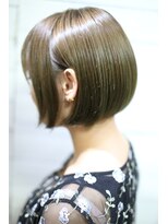 新宿 セイヴィアン ヘアーギャラリー(Savian Hair garelly) 【 新宿savian】ぱっつんボブ　【新宿・西武新宿　Savian】