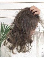 ビーヘアサロン(Beee hair salon) バレイヤージュカラー×グレージュ