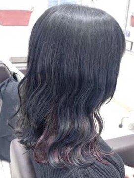 クアトログランシュ ひたちなか店(QUATRO×GranCieux) インナーレッド×ブルージュ