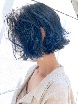 アルバム 新宿(ALBUM SHINJUKU) ネイビーグラデーション_フリンジウェーブセシルカット_ba295172