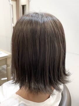 アルターリール(aL ter Rire) グレージュ/ハイライト/外ハネボブ/中村郁未