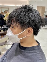 アッシュ 十日市場店(Ash)&nbsp;【波巻きパーマ】スタイリング剤はグリースを使用