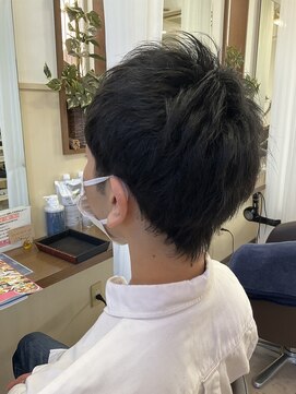 コアフィールフィス(COIFFURE fils) 【見附 今町】清潔感のある刈り上げないショート 黒髪