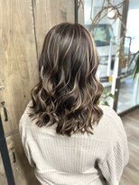 ヴィフ 大船(VIF)&nbsp;クール/エレガント/大人可愛いハイライトカラーダブルカラー大船