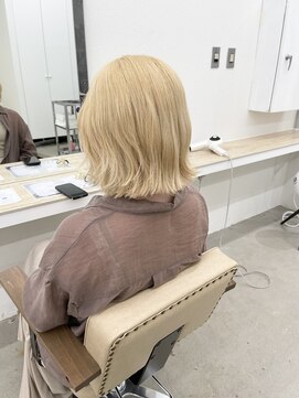 ニュート(Neut ) ホワイトベージュ